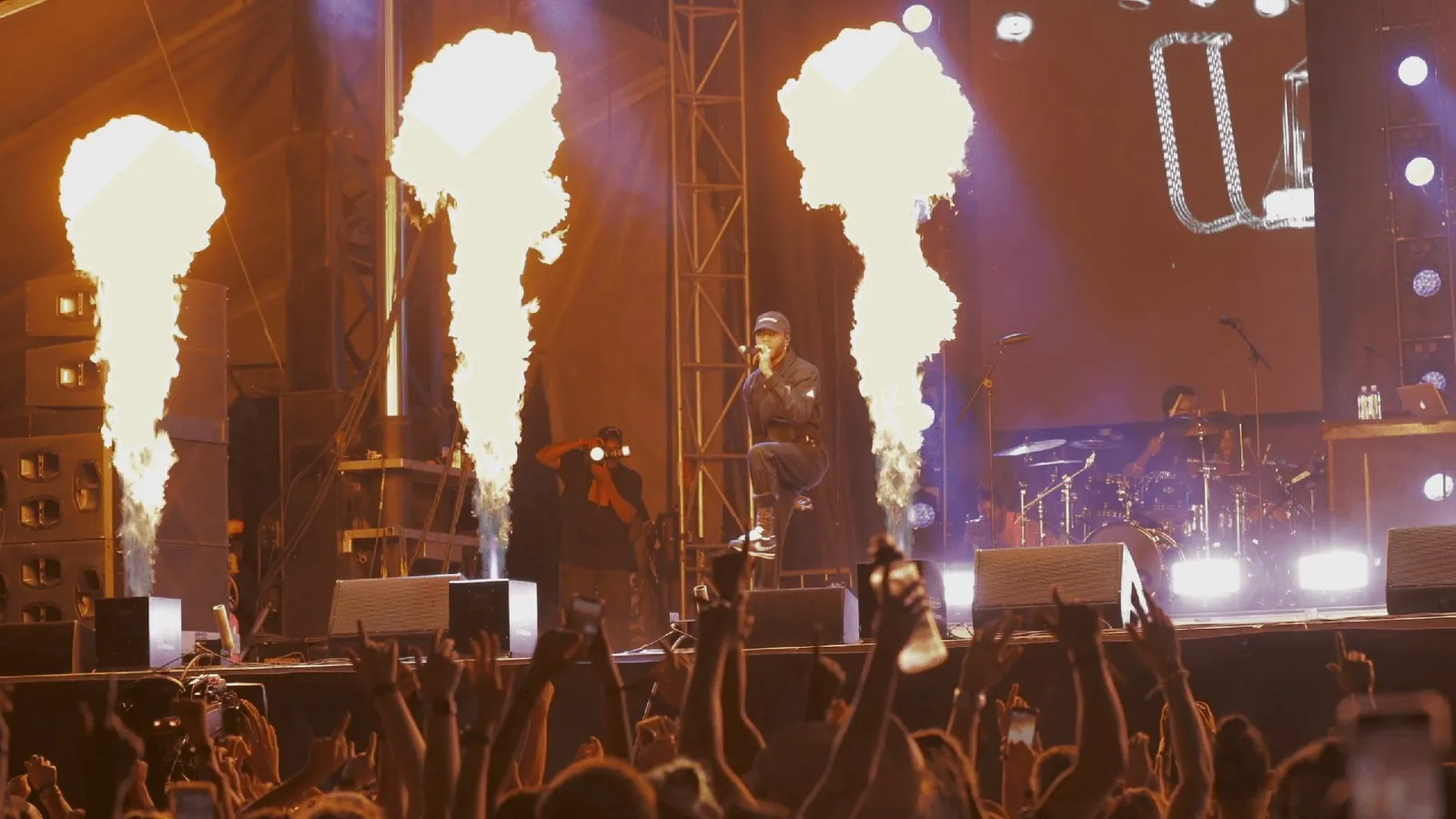 Pyrotechnics over the main stage during 6LACK's set at Music Midtown, festival production coverage by Network Frequency